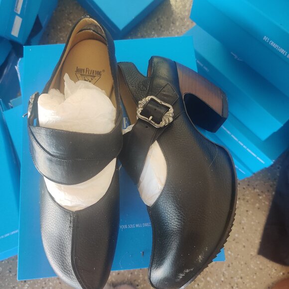 JOHN fluevog Generator Styleshoes size 12W 10M New